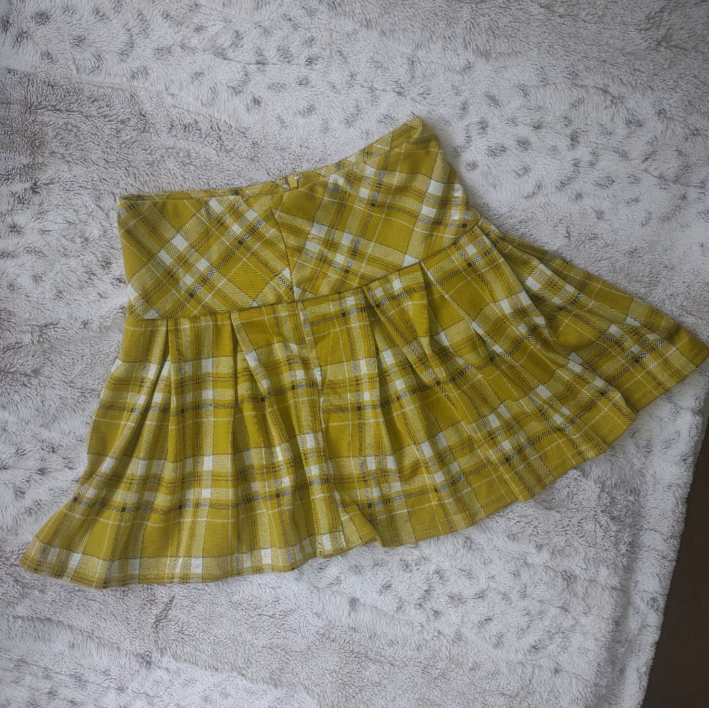 Yellow plaid women's skirt